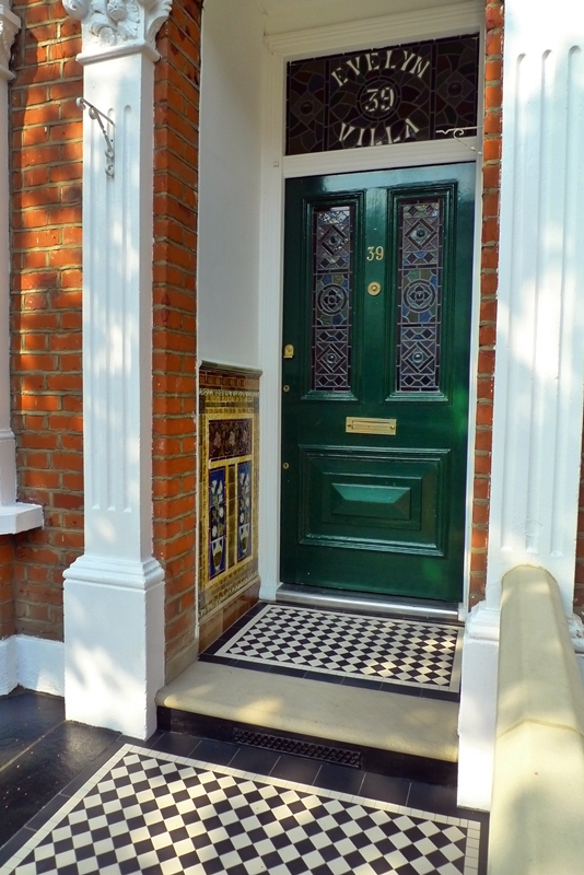 yorkstone-bull-nose-step-mosaic-tile-path-porch-london.JPG