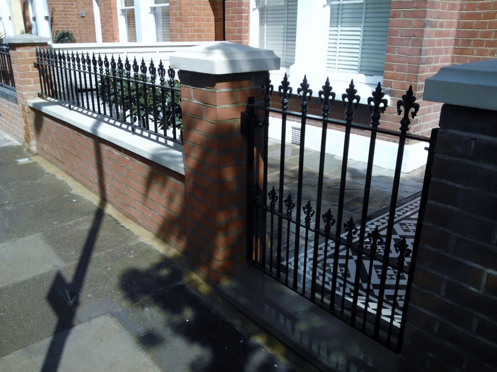 black and white victorian mosaic tile path red brick garden wall wrought iron rail and gate bespoke bin store london (4)