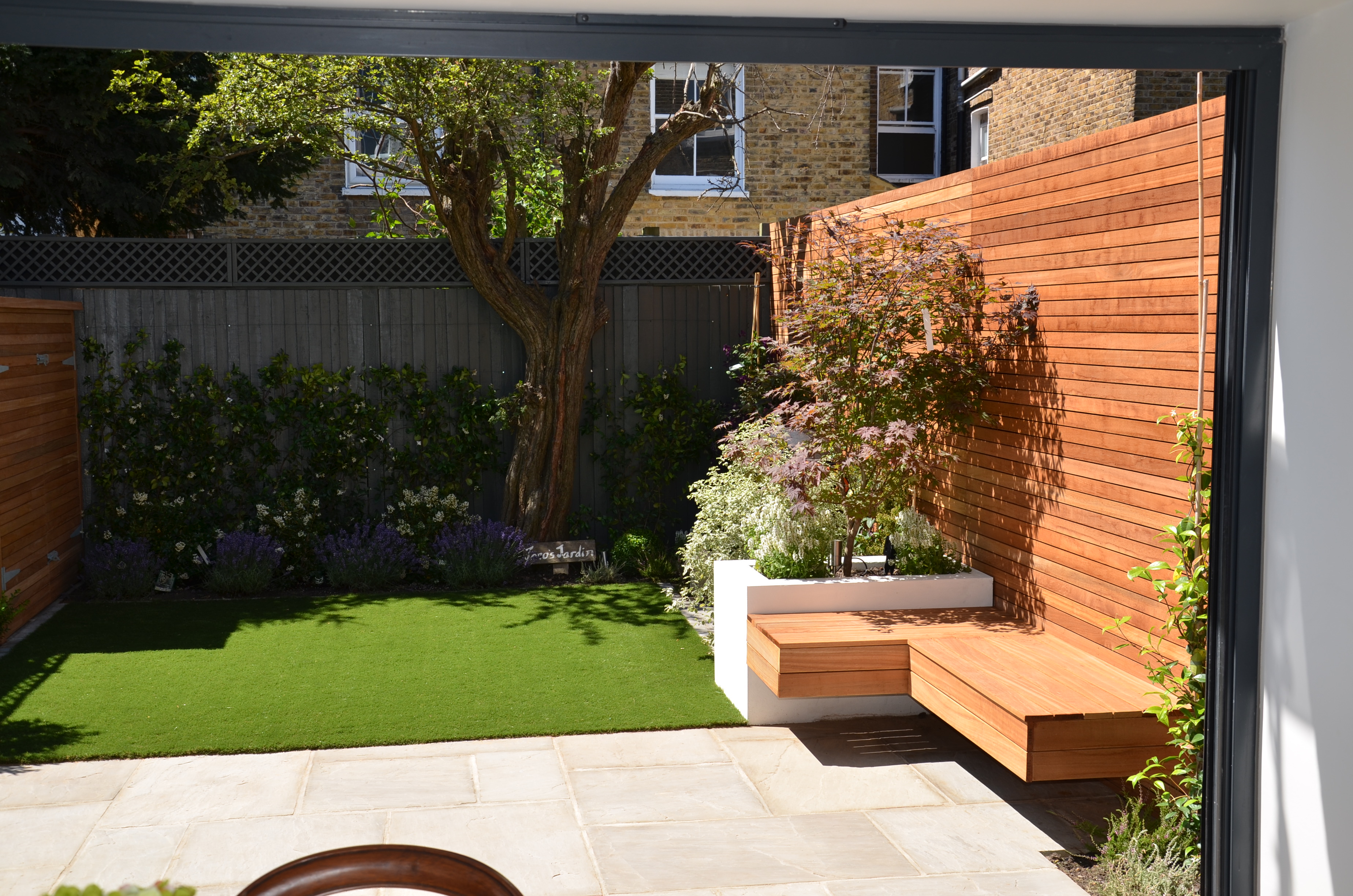 modern small garden design london designer hardwood screen
